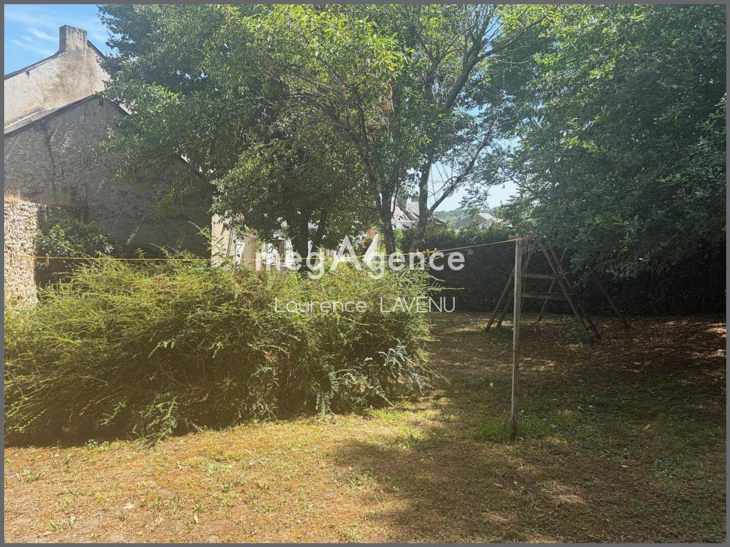 Appartement 8 pièces 302 m² · à Argenton-sur-Creuse · 302 m² · 159 000 €