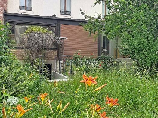 Maison à vendre 549 000 € 7 pièces 4 chambres 195 m² 311 m² de terrain Centre Ville Pontoise 95300