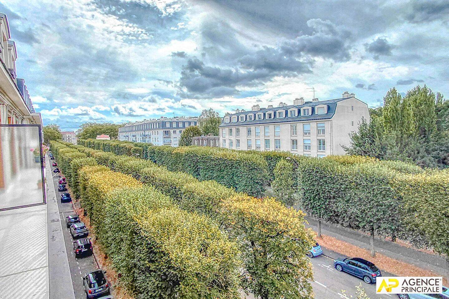 Appartement 5 pièces 113 m² · à Versailles · 112,6 m² · 799 000 €