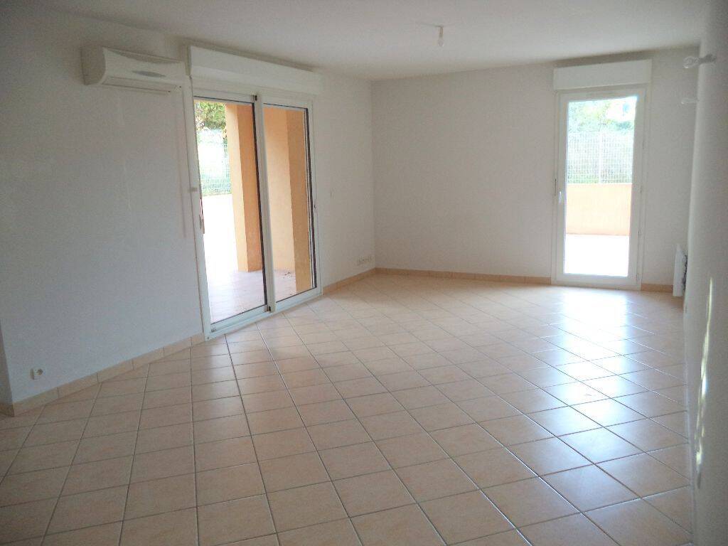Appartement 3 pièces 71 m² · à Manosque · 70,8 m² · 870 €
