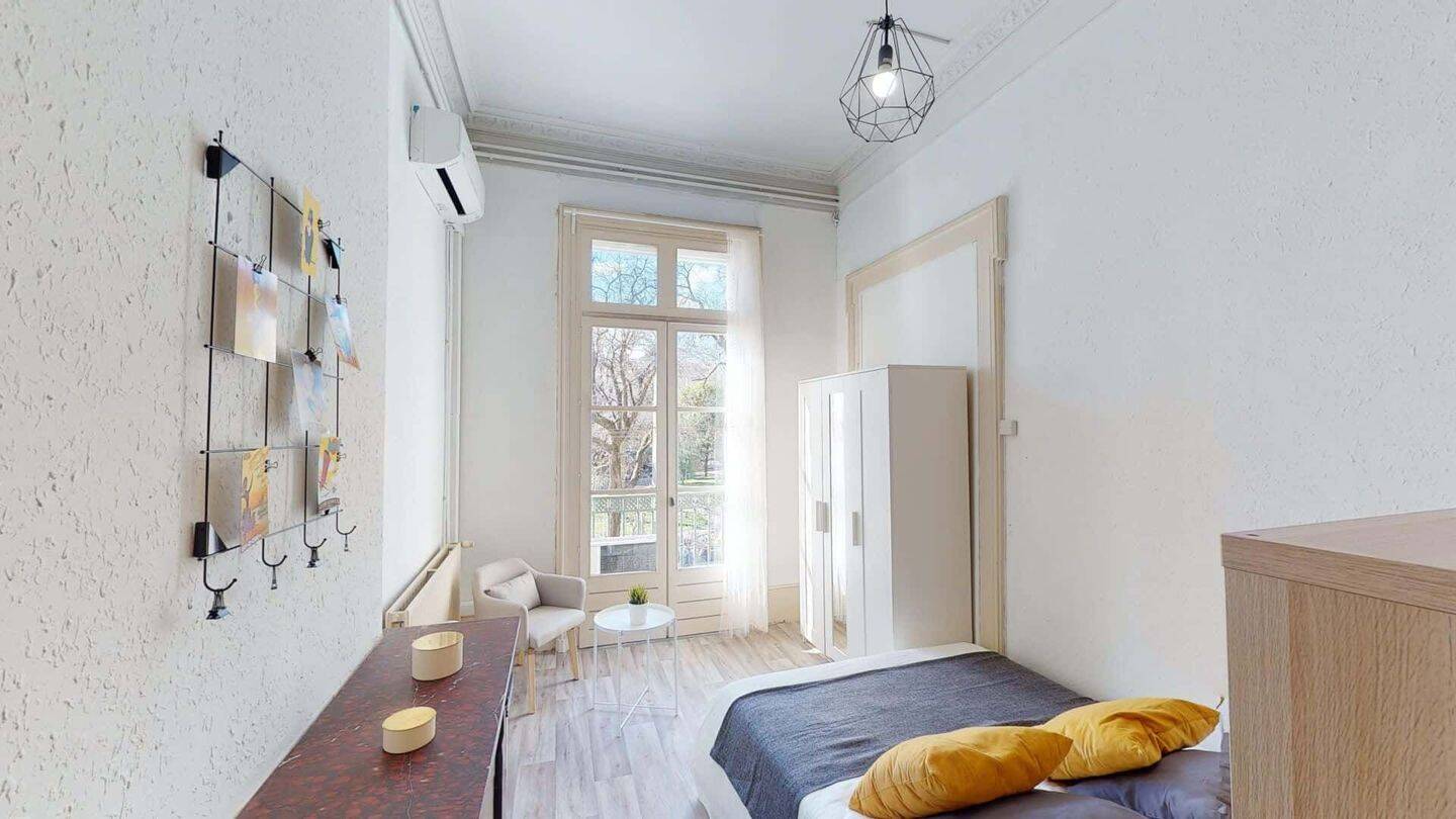Chambre dans le 29 rue Maguelone - Colocation — 2