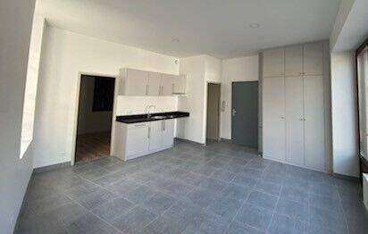 Appartement 1 pièce 38 m² · à Roquefort · 37,9 m² · 390 €