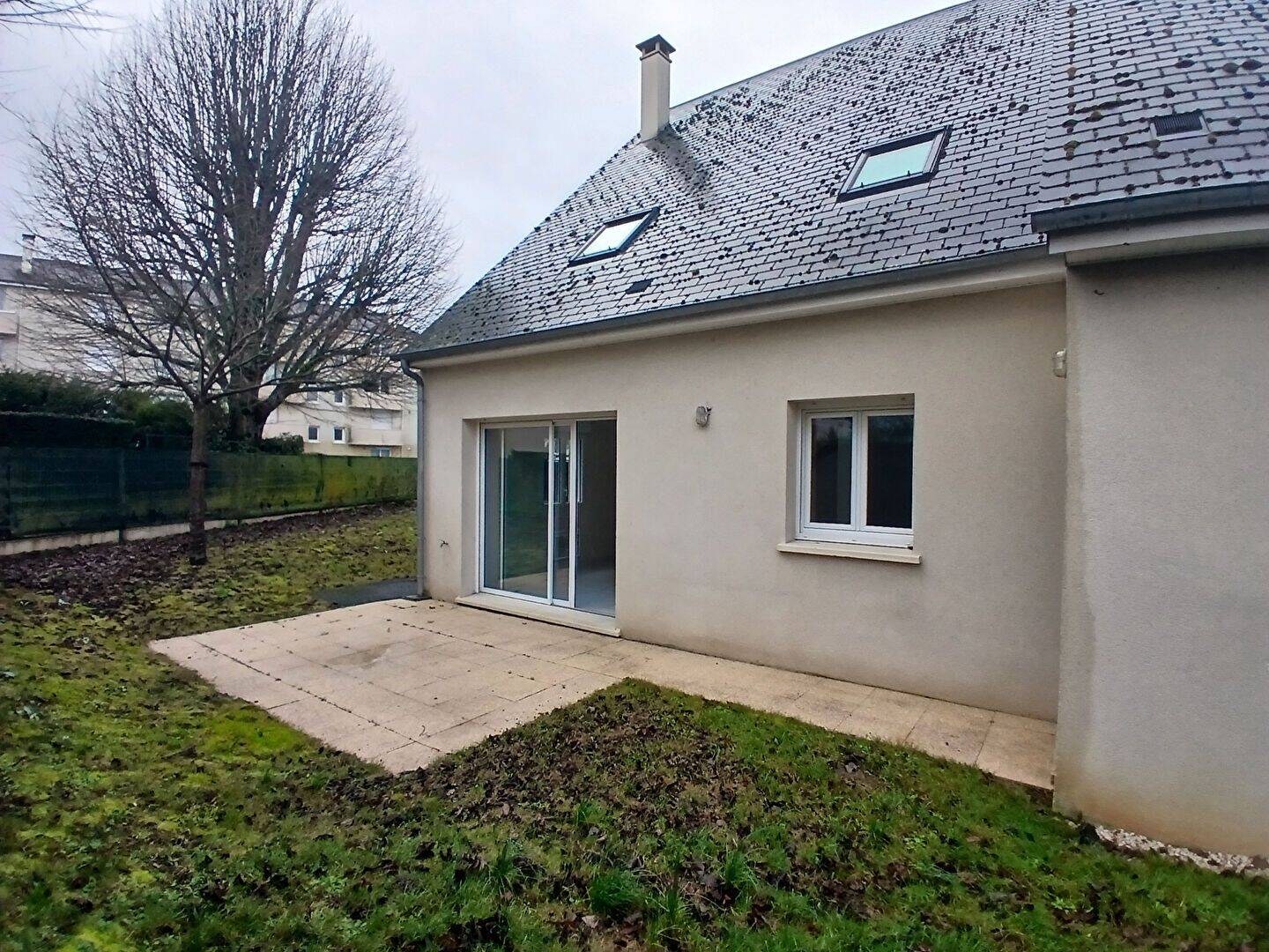 Maison 5 pièces 108 m² · à Tours · 108 m² · 1 340 €