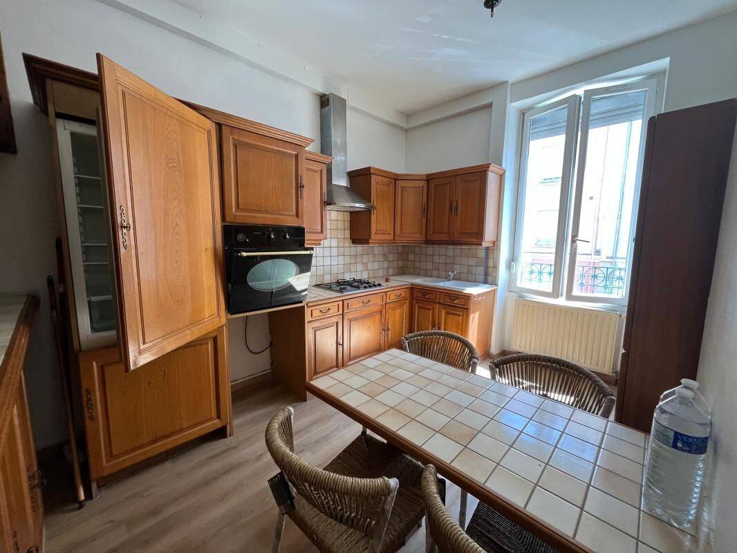 Appartement 1 pièce 37 m² · à Oullins-Pierre-Bénite · 36,6 m² · 760 €/mois