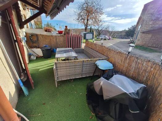 Maison en viager occupé Bouquet 44 000 € 4 pièces 3 chambres 81,4 m² Saint-Julien 83560