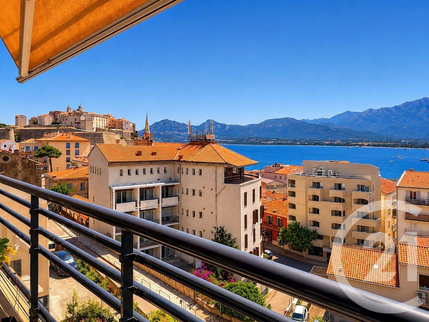 Appartement 3 pièces 76 m² · à Calvi · 75,5 m² · 679 000 €
