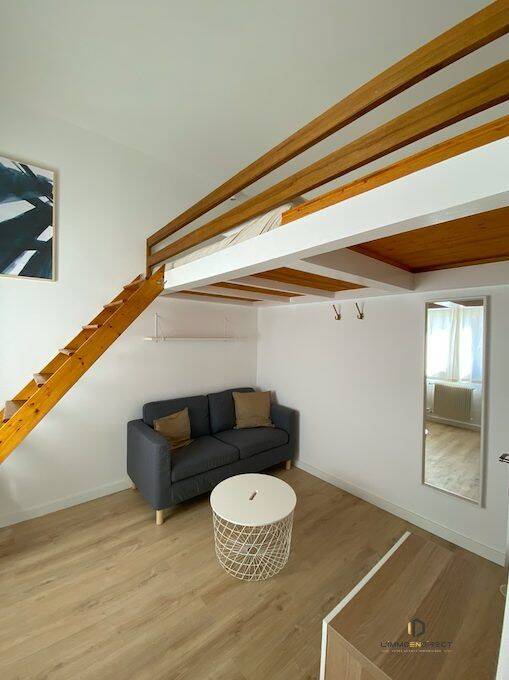 1 pièce 24 m² · à Aix-en-Provence · 24,3 m² · 790 €