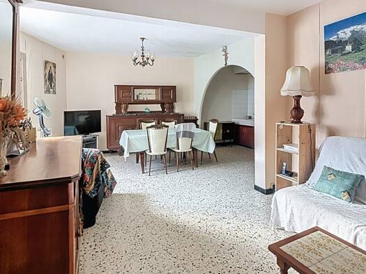 Maison à vendre 199 500 € 5 pièces 7 chambres 200 m² Puimisson 34480