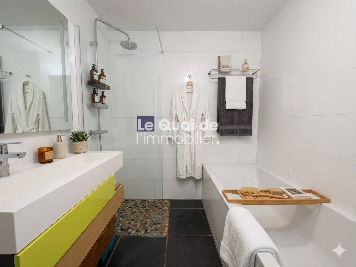 A LOUER une maison de 5 pièces récente et meublé (111 m²) av — 11