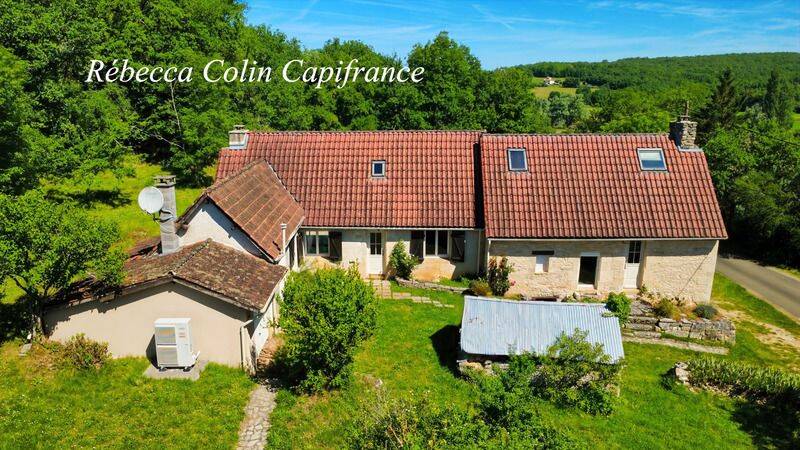 Maison 6 pièces 171 m² · à Brouchaud · 171 m² · 196 000 €