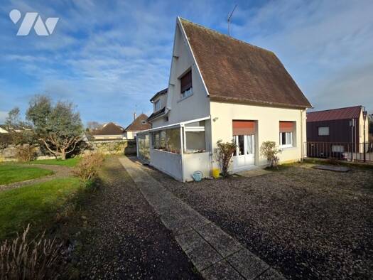 Maison à vendre 229 900 € 5 pièces 3 chambres 111 m² 500 m² de terrain Tilly-sur-Seulles 14250