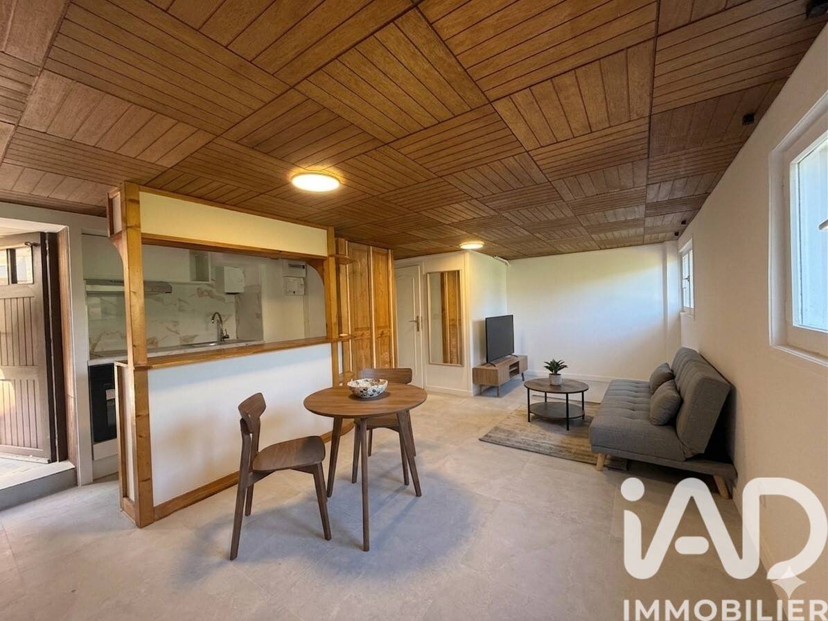 Appartement 1 pièce 27 m² · à Sainte-Geneviève-des-Bois · 27 m² · 700 €