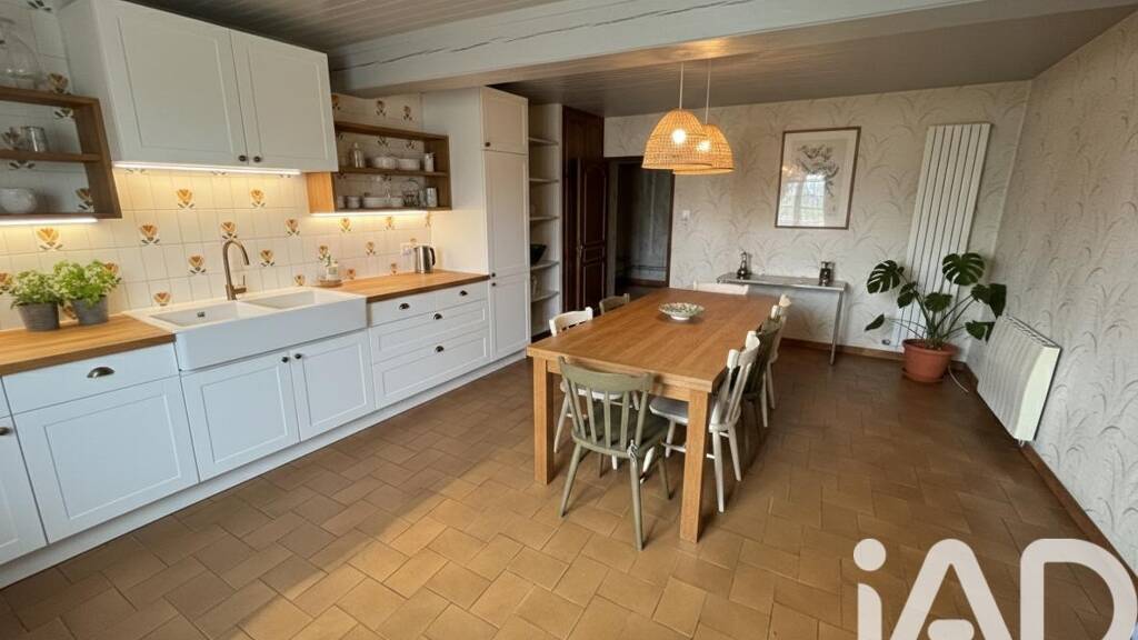 Maison à vendre 175 000 € 5 pièces 4 chambres 127 m² 576 m² de terrain Montans 81600