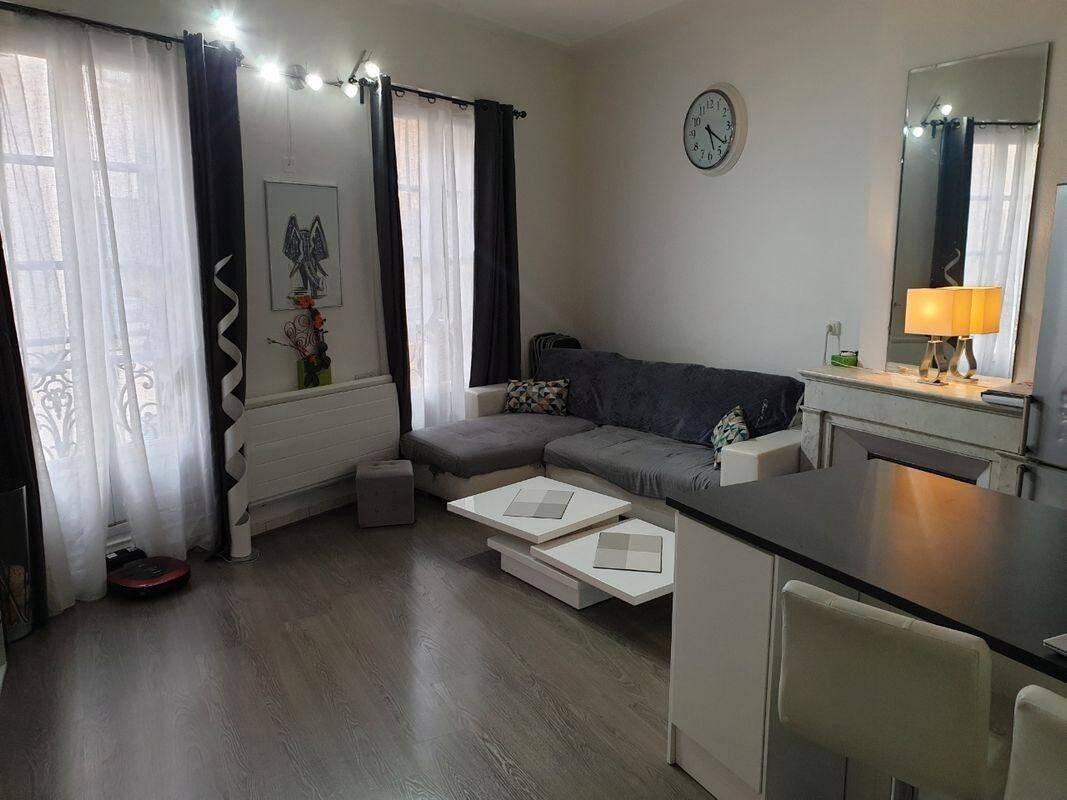 Appartement 2 pièces 55 m² · à Marseille 2ème Arrondissement · 55 m² · 880 €