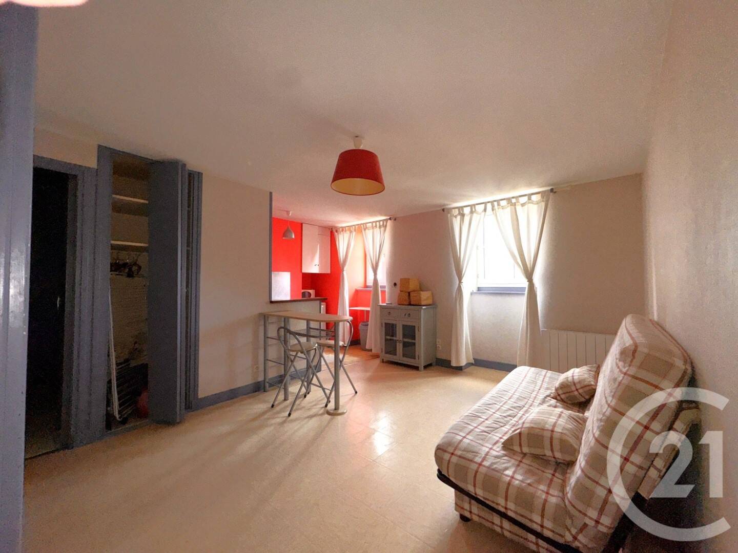 Appartement 1 pièce 22 m² · à Argentan · 22 m² · 350 €/mois