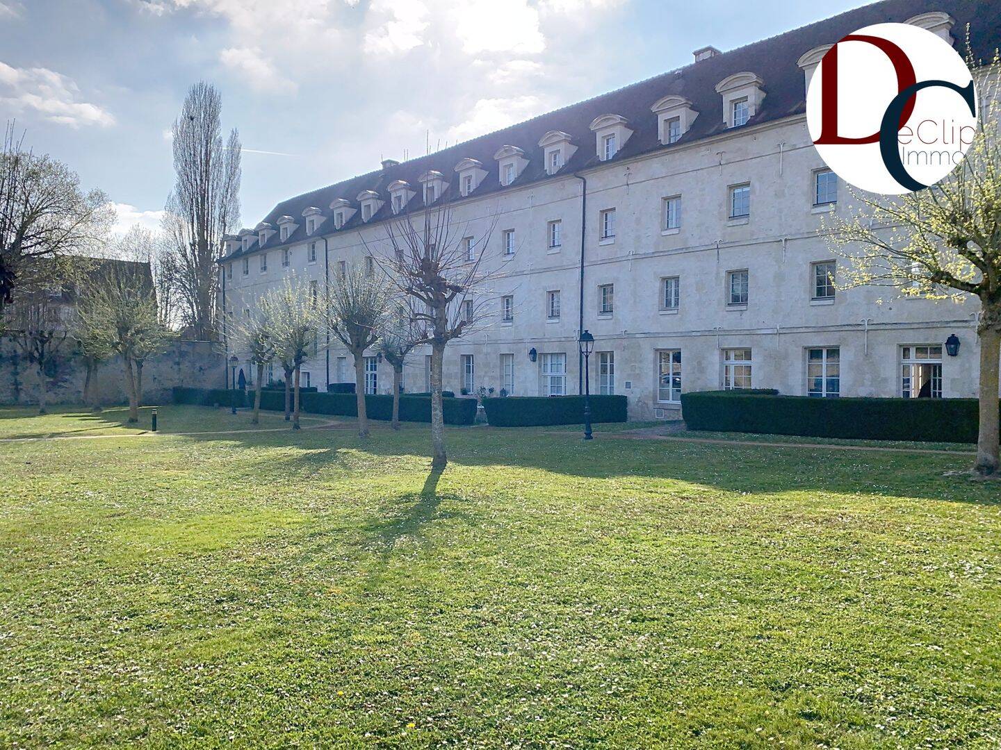 Appartement 4 pièces 98 m² · à Senlis · 97,8 m² · 299 000 €