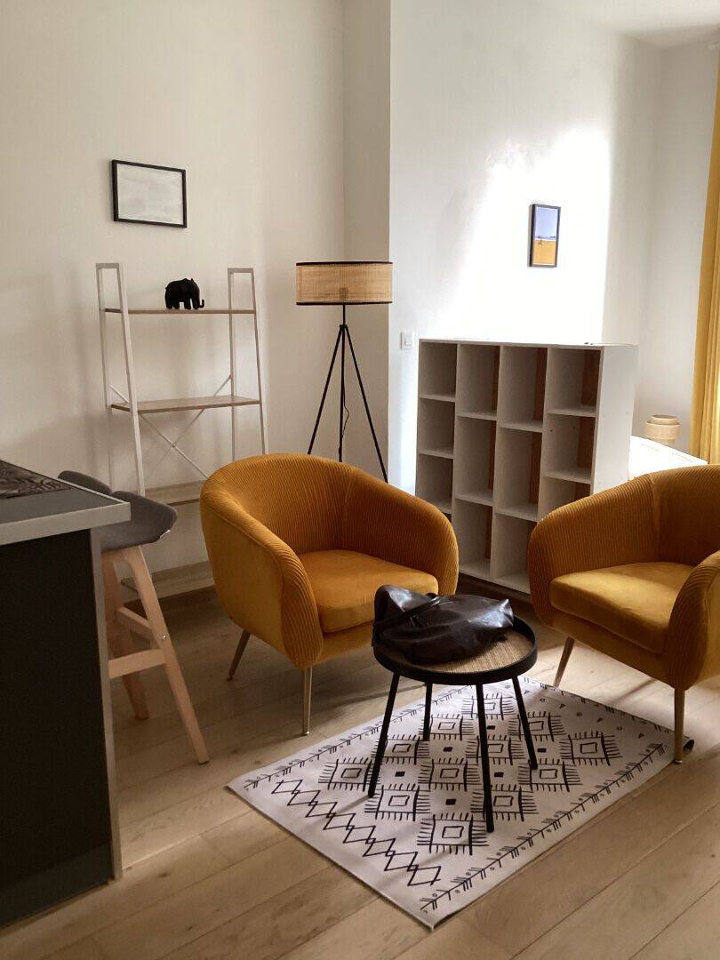 Appartement 1 pièce 28 m² · à Bordeaux · 28 m² · 614 €