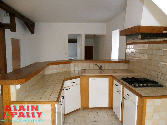Appartement 2 pièces 48 m² · à Châteaudun · 47,9 m² · 436 €