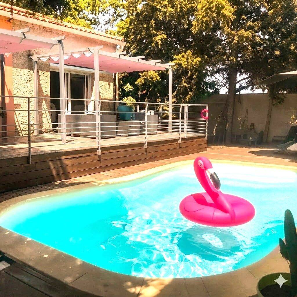 Maison 7 pièces 144 m² · à Nîmes · 144 m² · 415 000 €