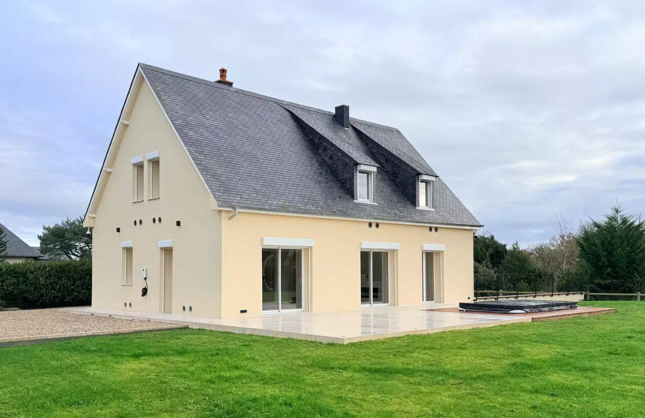 Maison 9 pièces 220 m² · à Gonneville-sur-Honfleur · 220,3 m² · 903 000 €