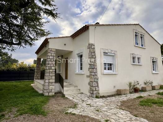 Villa à vendre 445 000 € 4 pièces 3 chambres 128 m² 600 m² de terrain Saint-Étienne-du-Grès 13103