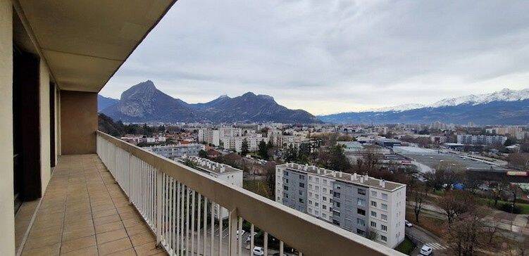 Appartement 5 pièces 97 m² · à Seyssinet-Pariset · 97 m² · 174 000 €