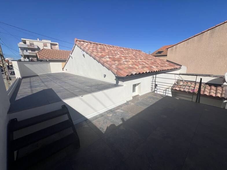Maison de plain-pied à vendre 309 000 € 3 pièces 2 chambres 70 m² 106 m² de terrain Valras Plage 34350