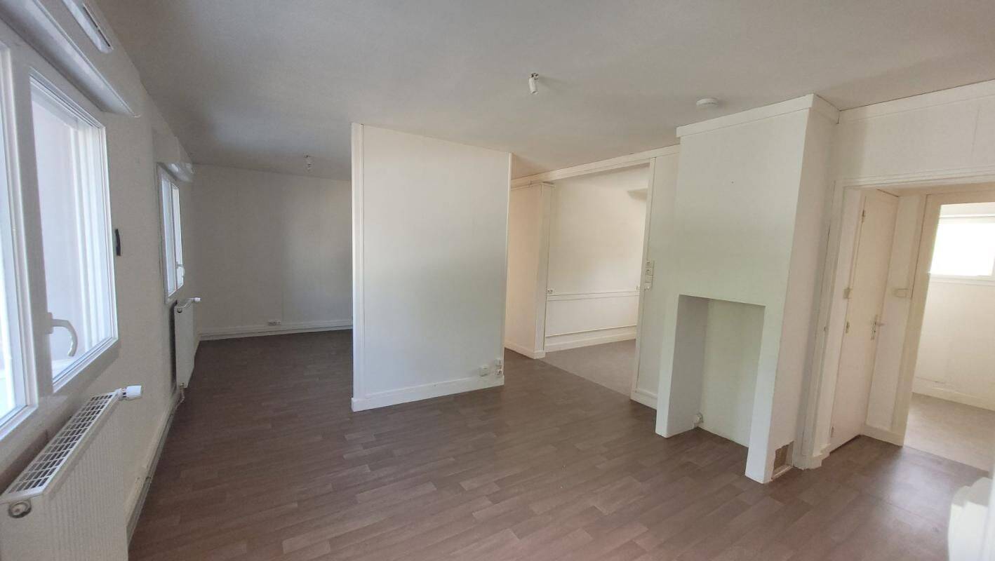 Appartement 5 pièces 68 m² · à Montluçon · 68 m² · 500 €