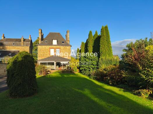 Demeure à vendre 314 900 € 10 pièces 6 chambres 193 m² 1 559 m² de terrain Saint-Georges-des-Groseillers 61100