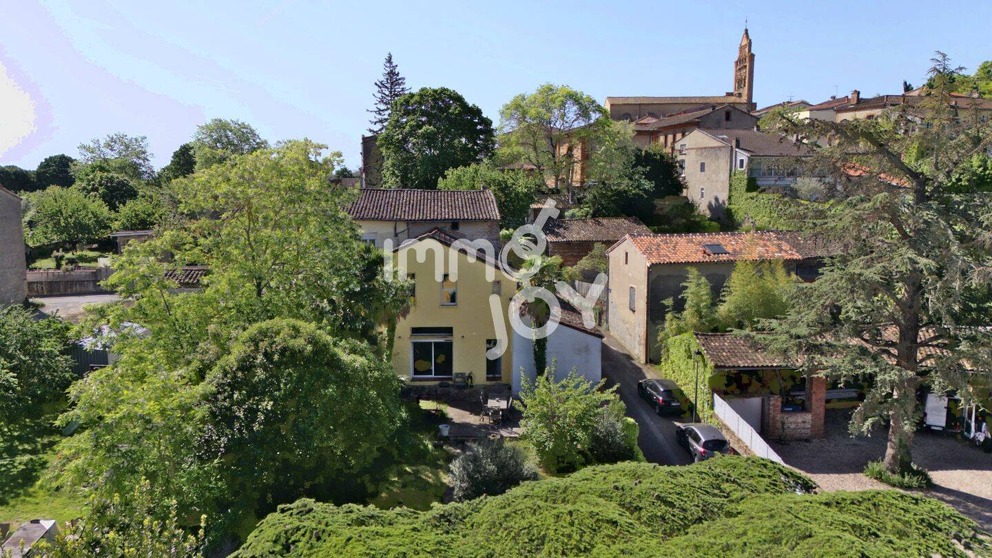 Maison 8 pièces 225 m² · à Miremont · 225 m² · 425 000 €