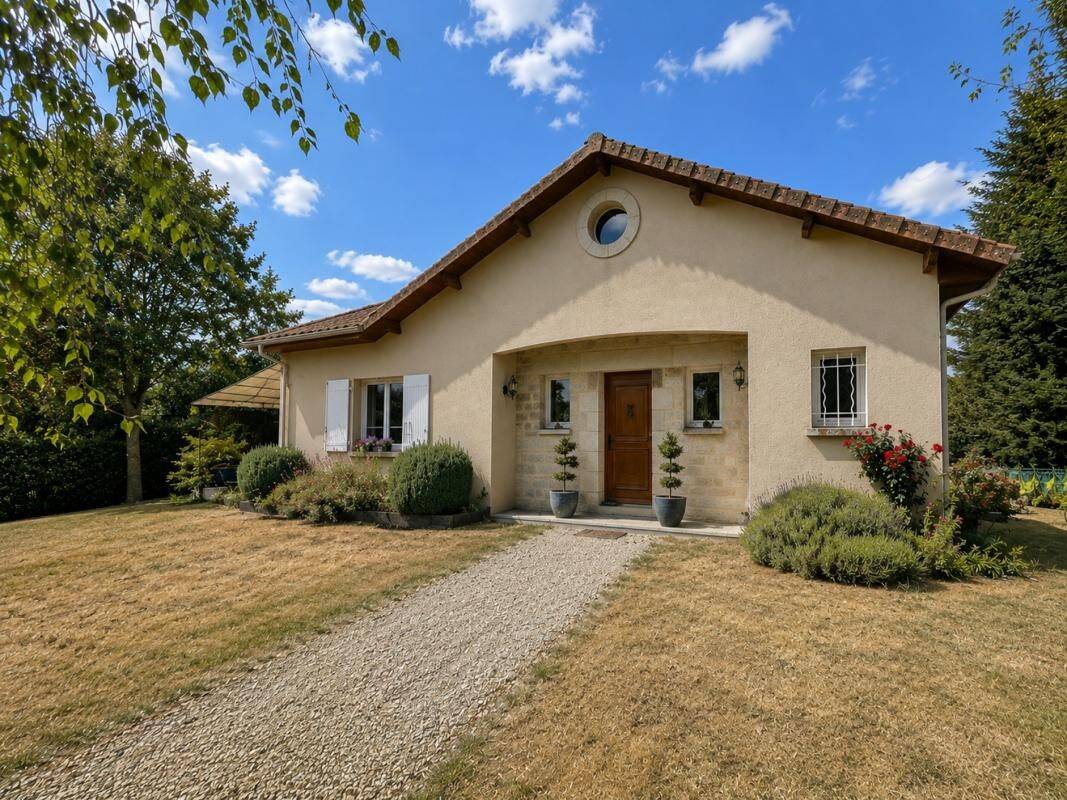 Maison 4 pièces 121 m² · à Ambazac · 121 m² · 271 575 €