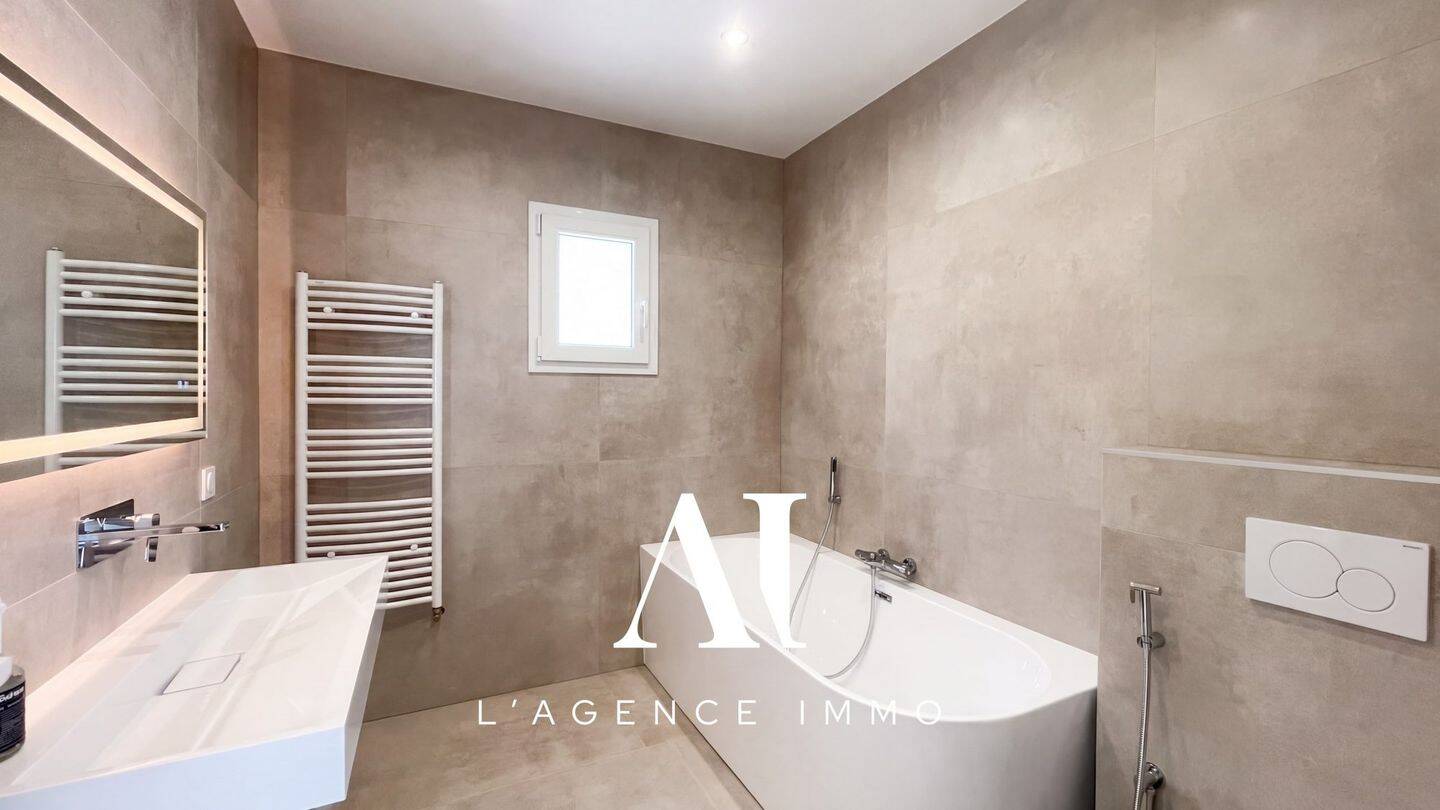 Maison 5 pièces 169 m² · à Échenevex · 169 m² · 740 000 €