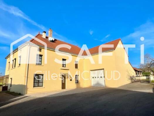 Maison à vendre 199 000 € 6 pièces 4 chambres 170 m² 4 300 m² de terrain Pouilly-sous-Charlieu 42720