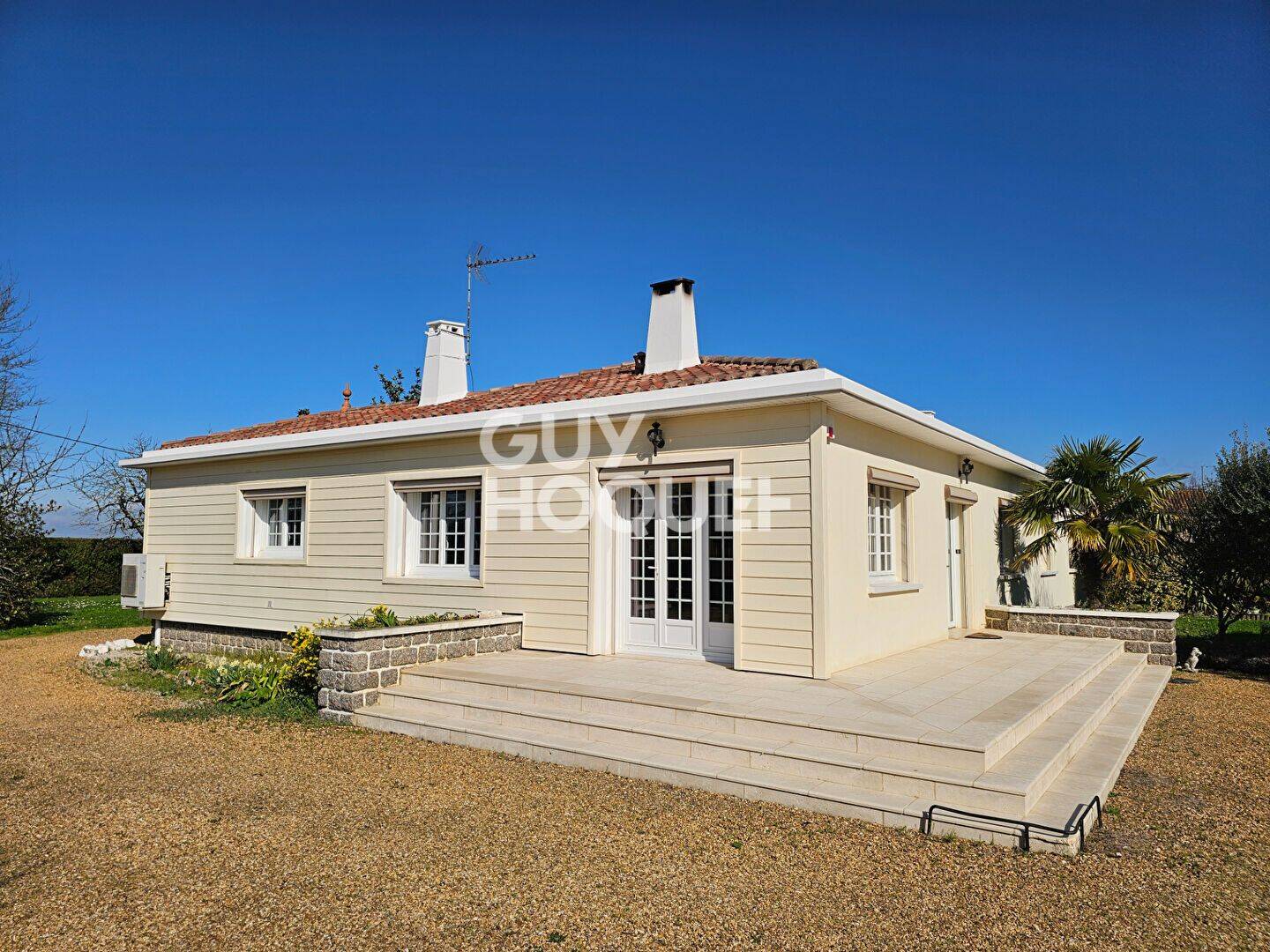 Maison 7 pièces 181 m² · à Pissotte · 180,7 m² · 242 400 €