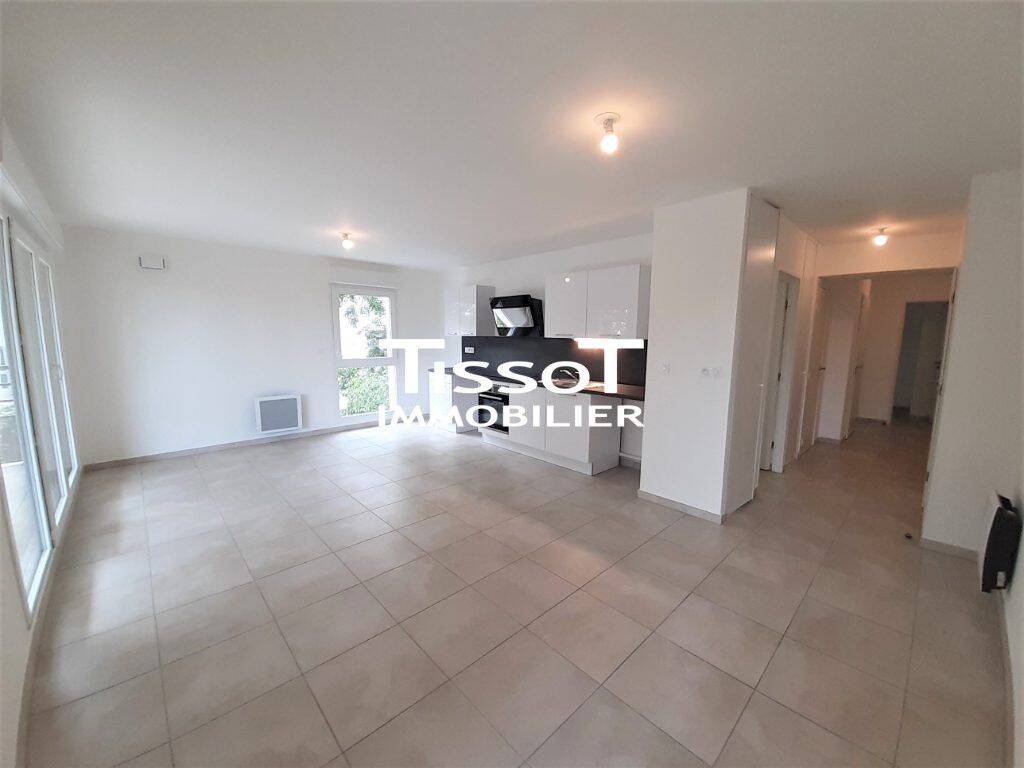 Appartement 4 pièces 82 m² · à Nîmes · 82,2 m² · 969 €