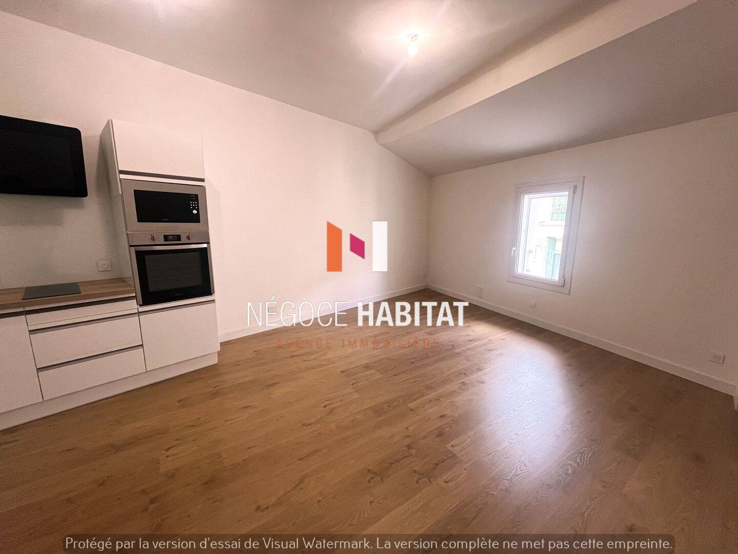 Appartement 6 pièces 135 m² · à Générac · 134,9 m² · 184 000 €