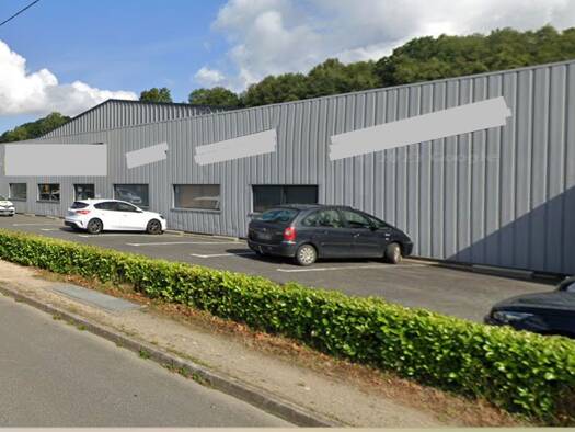 Local d'activités à louer 2 500 € 600 m² d'espace de stockage Canick-La Vache Blanche-Le Drennec Landivisiau 29400