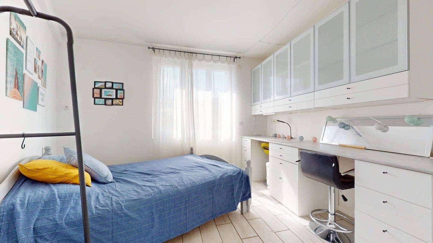 Appartement 1 pièce 15 m² · à Toulon · 15 m² · 450 €