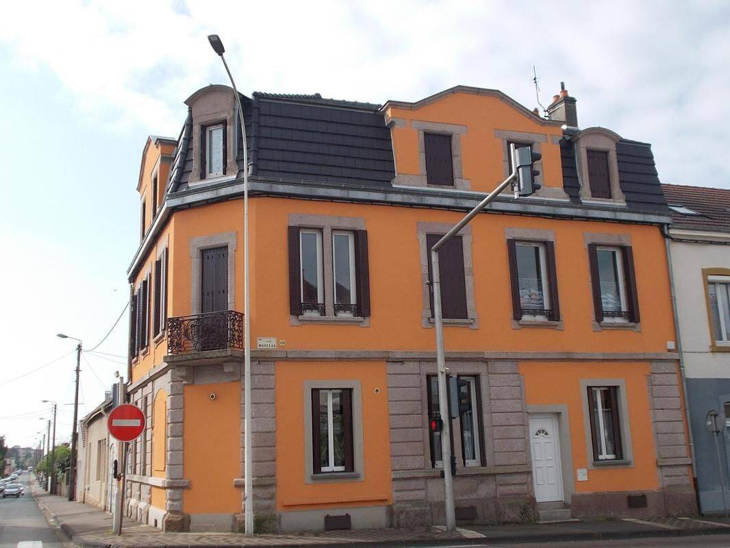 Appartement 3 pièces 56 m² · à Le Creusot · 56 m² · 450 €