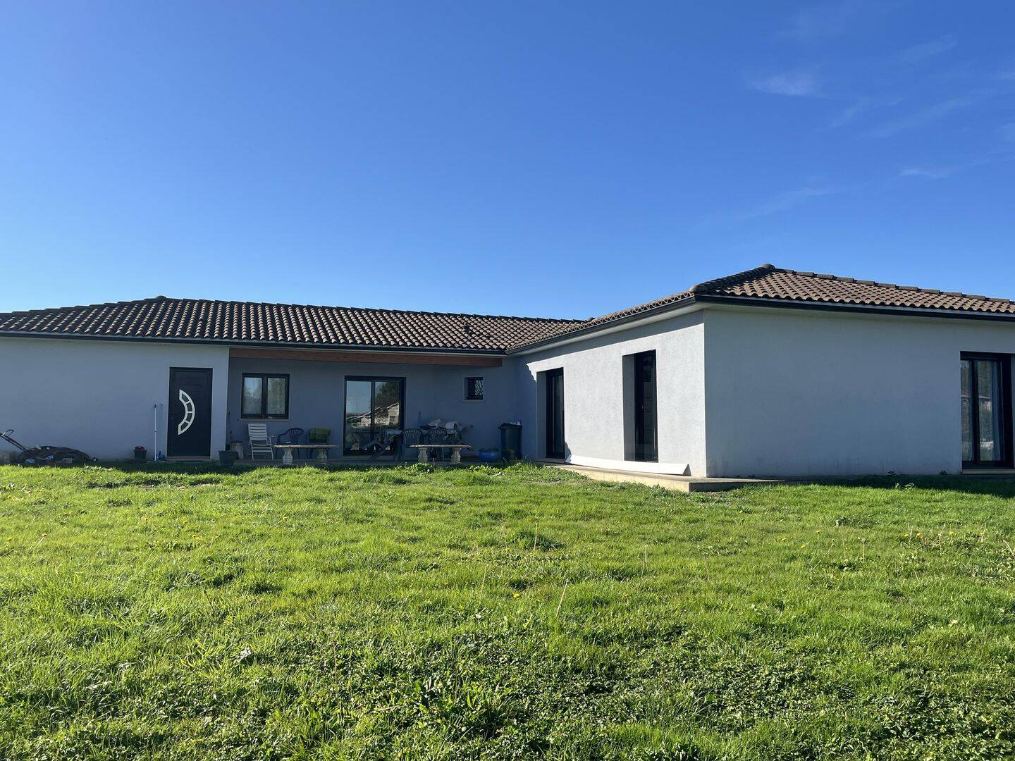 Maison 5 pièces 145 m² · à Saint-Laurent-de-Neste · 145 m² · 242 000 €