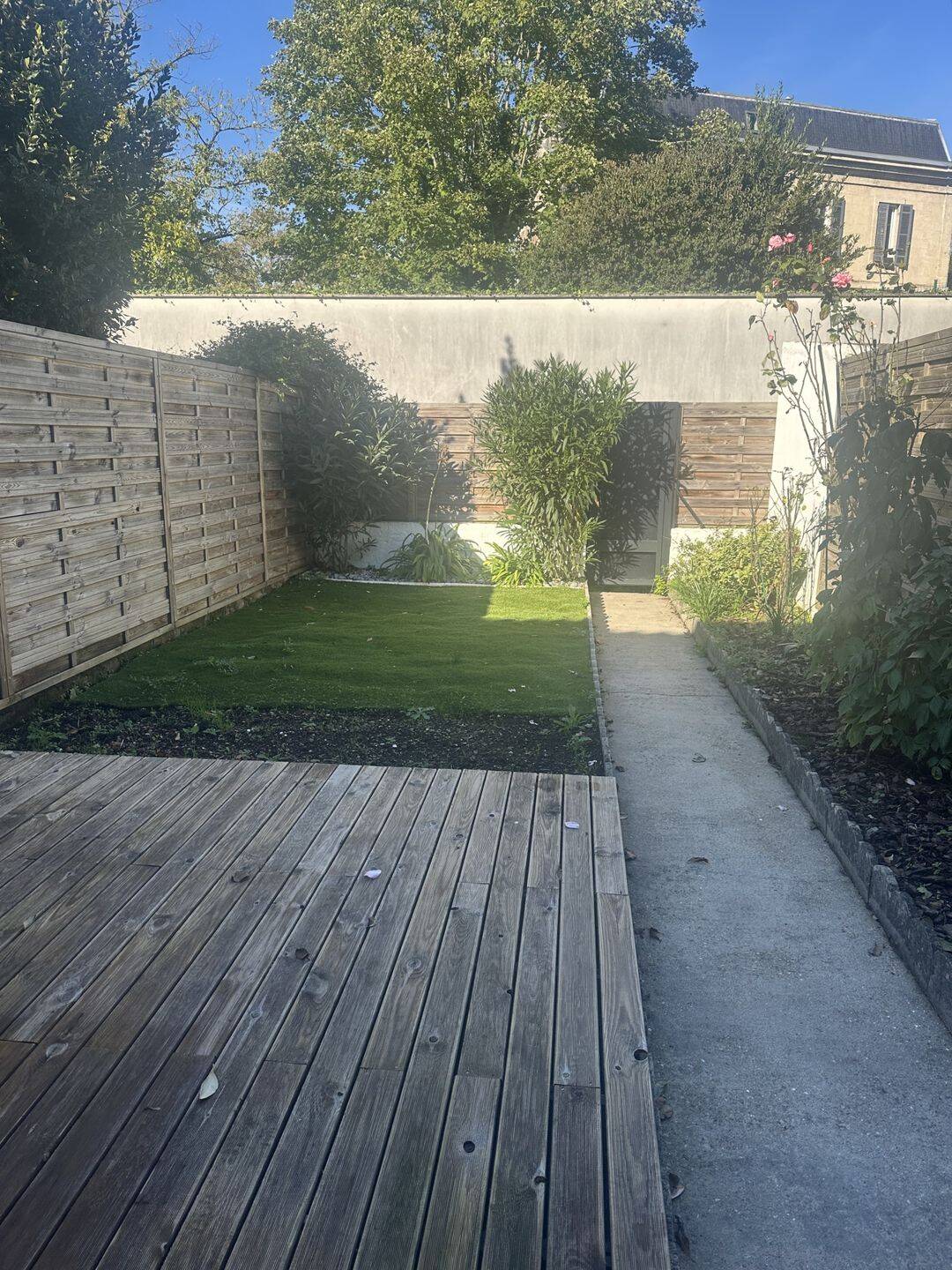 Maison 3 pièces 60 m² · à Saintes · 59,6 m² · 735 €