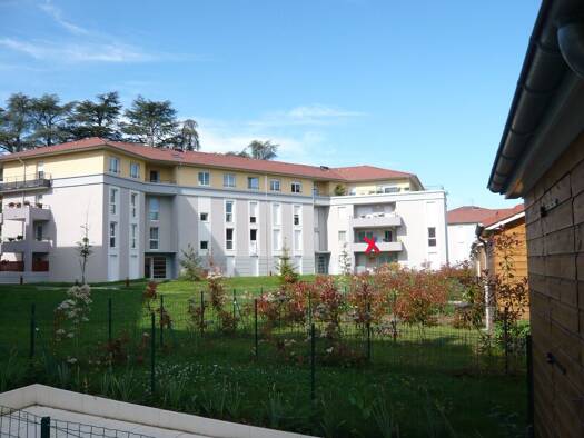 Appartement à vendre 239 500 € 4 pièces 3 chambres 86 m² Étage 1/3 Centre-Trois Fontaines Rives 38140