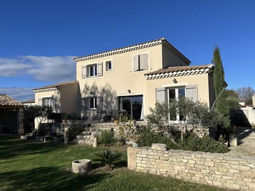 Villa à vendre 460 000 € 4 pièces 4 chambres 135 m² 1 000 m² de terrain Caumont-sur-Durance 84510