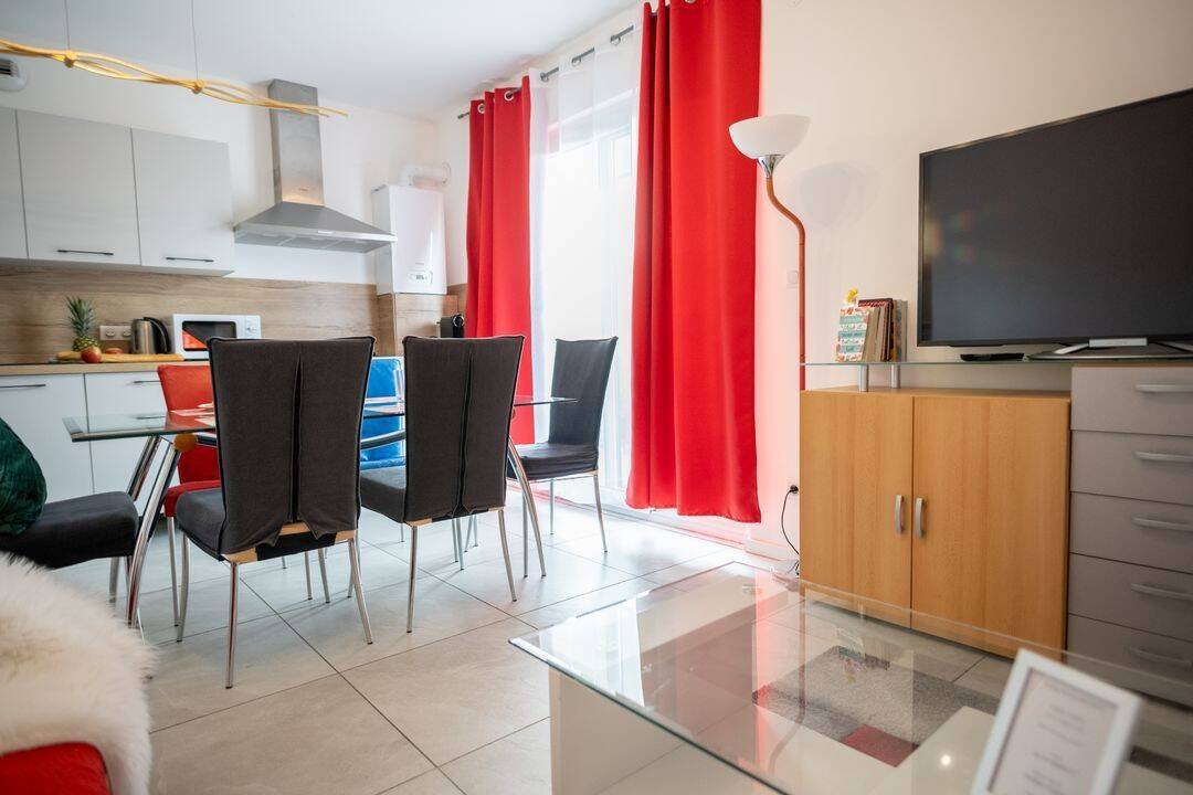 Appartement 3 pièces 70 m² · à Saint-Louis · 70 m² · 1 700 €/mois