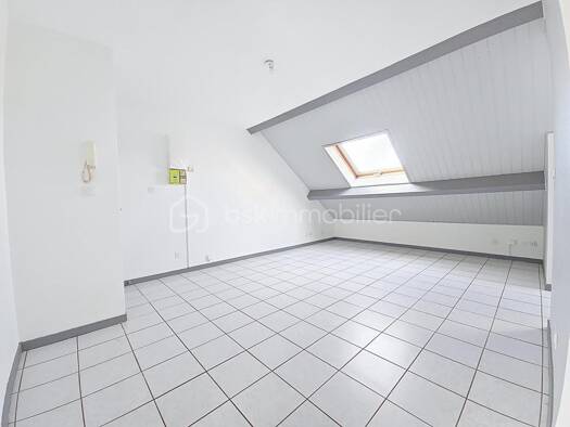Appartement à vendre 117 000 € 3 pièces 2 chambres 44,3 m² Étage 2/2 Nouvelles-Petit Fort Dole 39100