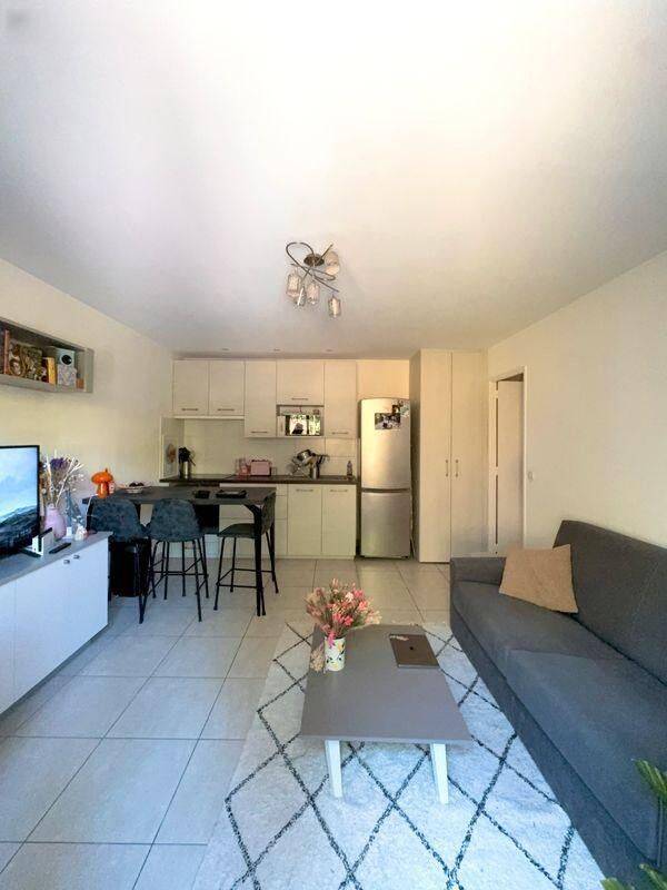 Appartement 2 pièces 37 m² · à Aix-en-Provence · 37 m² · 800 €