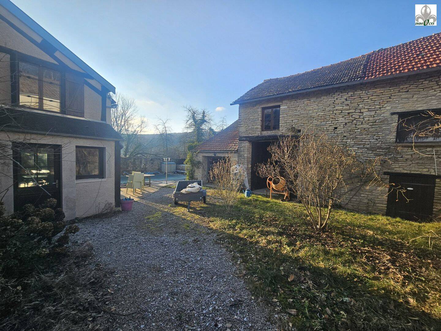Maison 6 pièces 200 m² · à Nuits-Saint-Georges · 200 m² · 299 000 €