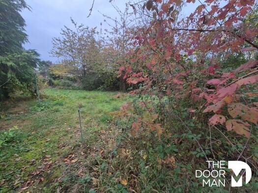 Terrain constructible à vendre 136 500 € 485 m² de terrain Romanie Les Essarts-le-Roi 78690