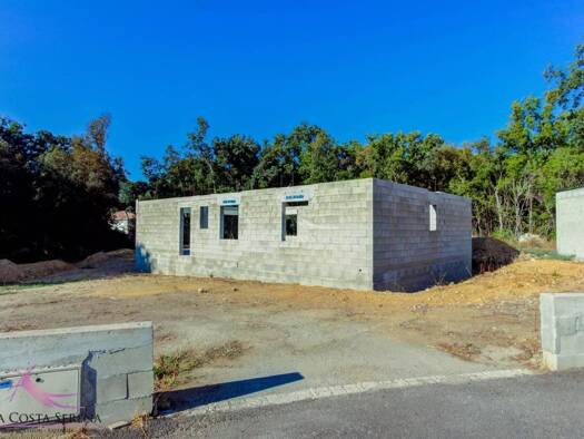 Maison à vendre - Première occupation 486 000 € 4 pièces 3 chambres 115 m² 635 m² de terrain Prunelli-di-Fiumorbo 20243