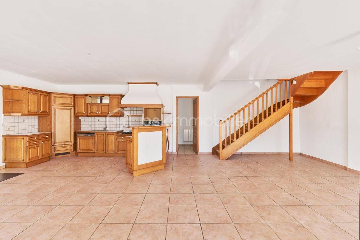 Maison 6 pièces 145 m² · à Bourgbarré · 145 m² · 298 969 €